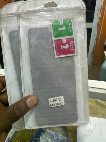 Verre trempé fumé Tecno Camon 20