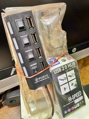 USB 2.0 hub