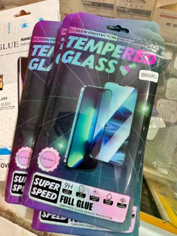 Verre trempé full cover Tecno Spark 40 Pro+