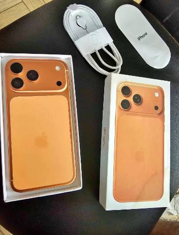 🍎 Apple iPhone 17 Pro Max – Orange