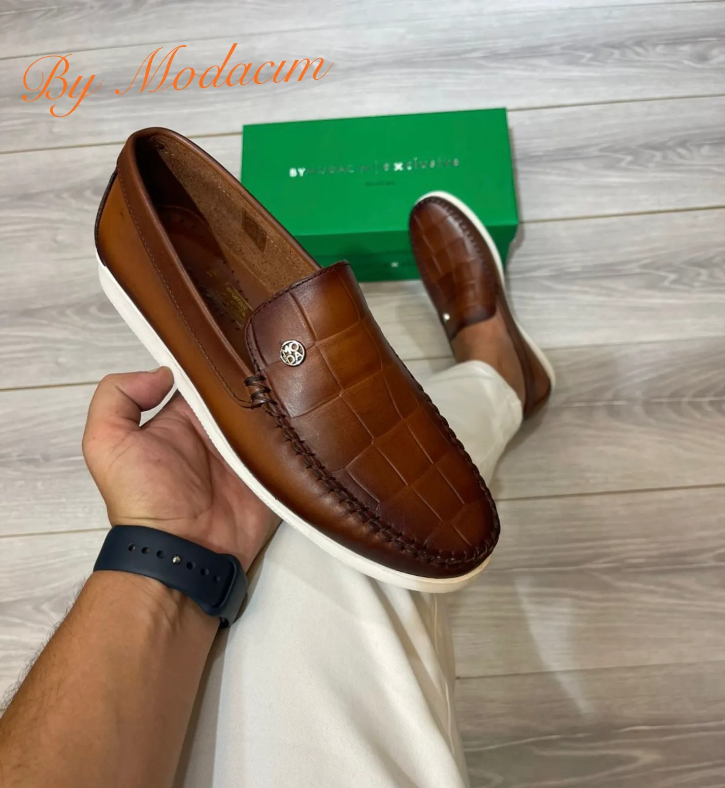 Mocassins en cuir preview 1