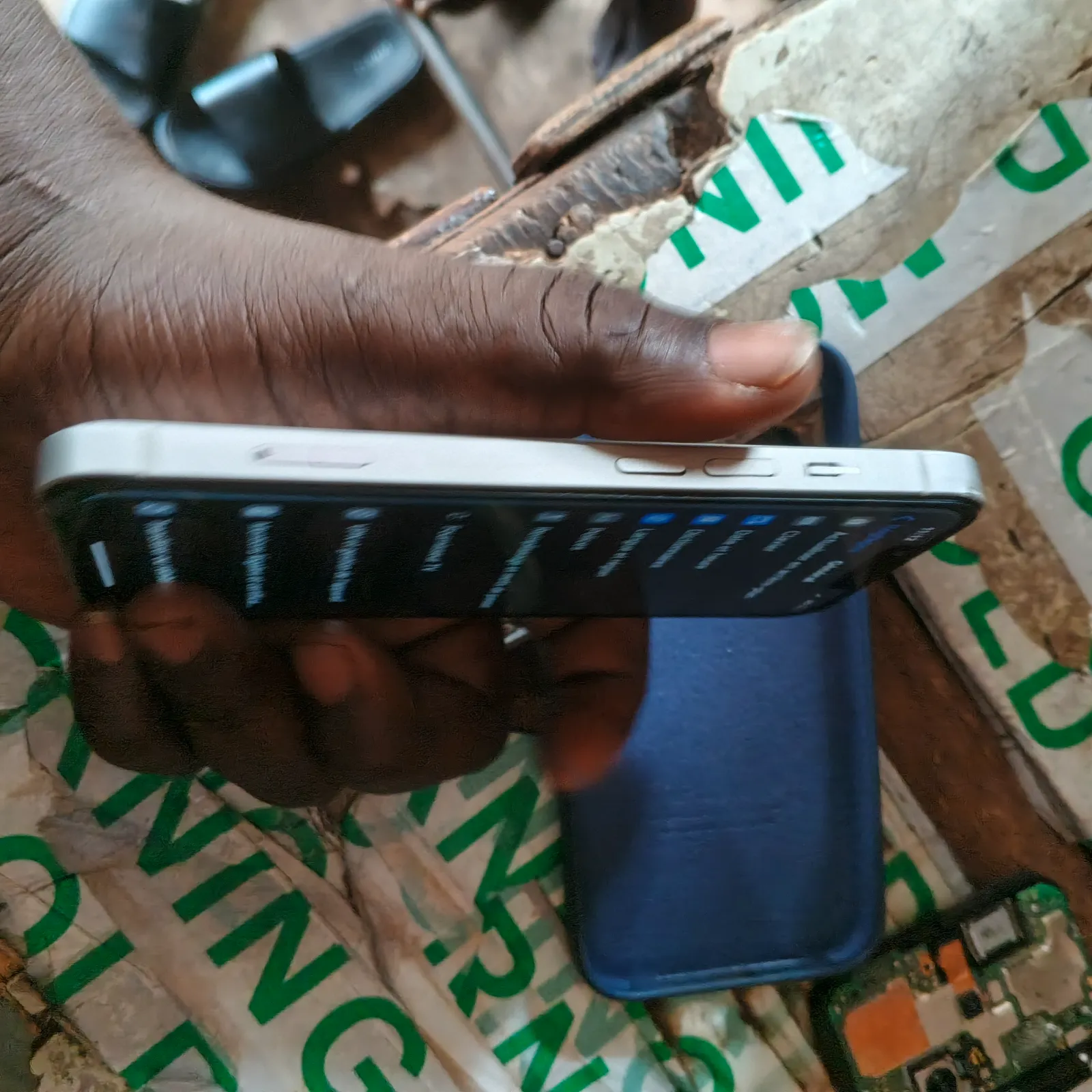 iPhone 13 simple 128gb preview 3